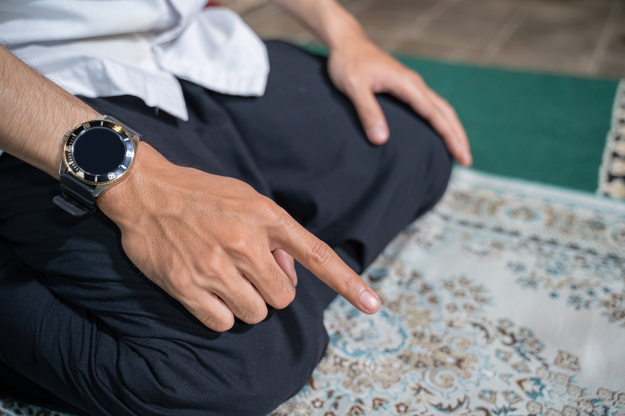 Is it OK to Have my Watch on During Prayer? - Mathabah Institute