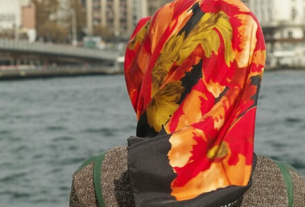 hijab-wearing-woman