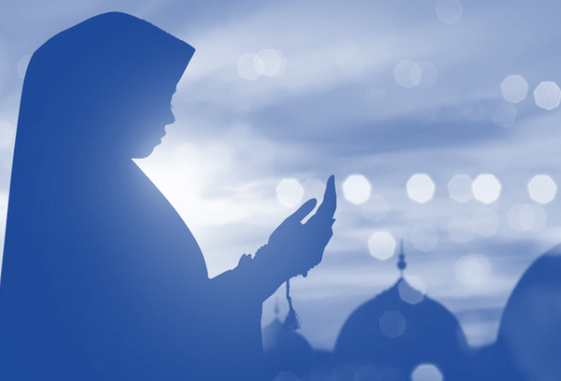 muslim-woman-making-dua-protection
